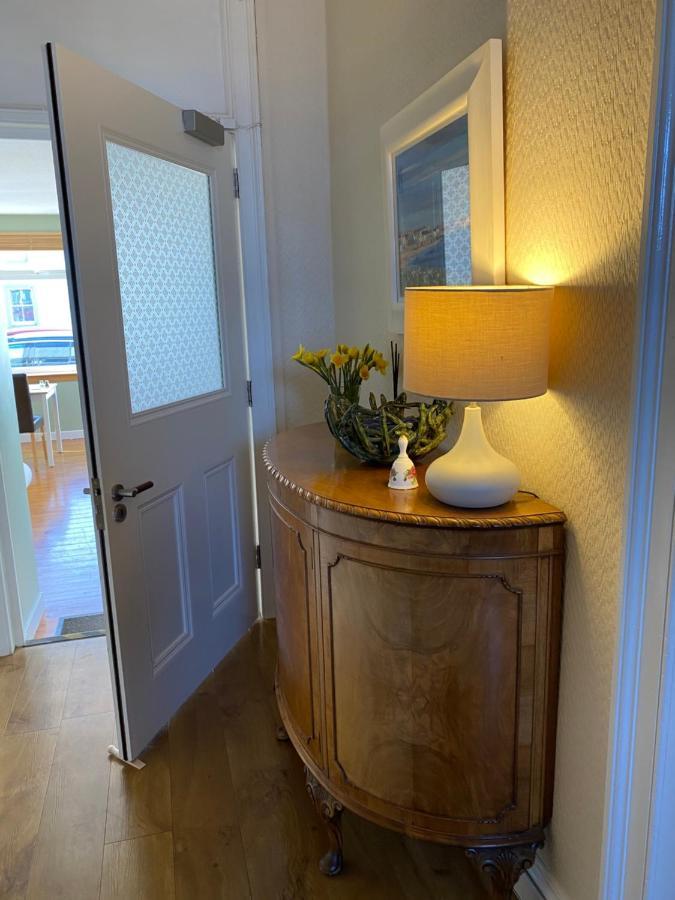 קרייל Honeypot Guest House מראה חיצוני תמונה